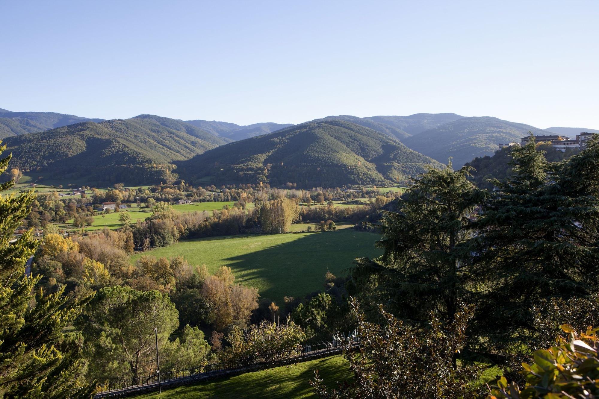 El Castell De Ciutat - Relais & Chateaux La Seu d'Urgell Exterior foto